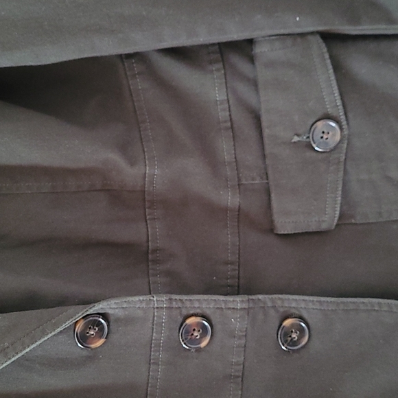 Blazer - Picture 4 of 5